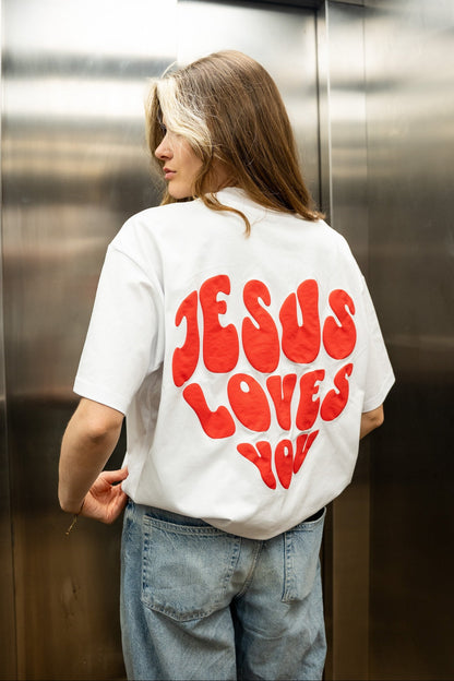JESUS LOVES YOU - Oversized Shirt