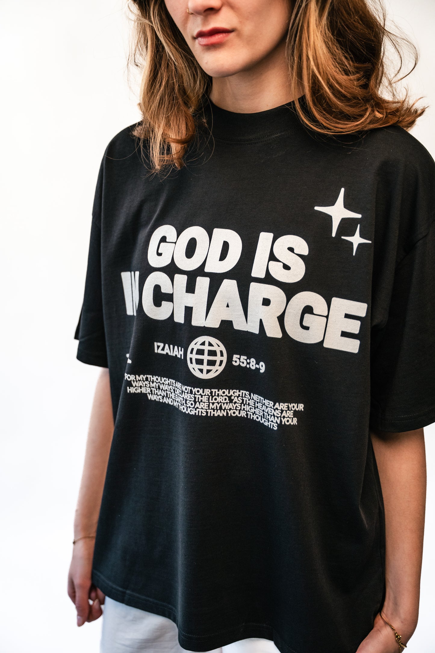 GOD IS IN CHARGE - Oversized Shirt