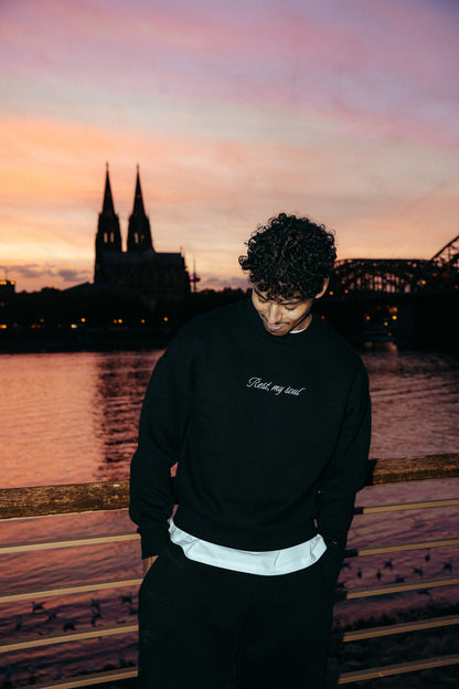 REST, MY SOUL - Oversized boxy Sweater