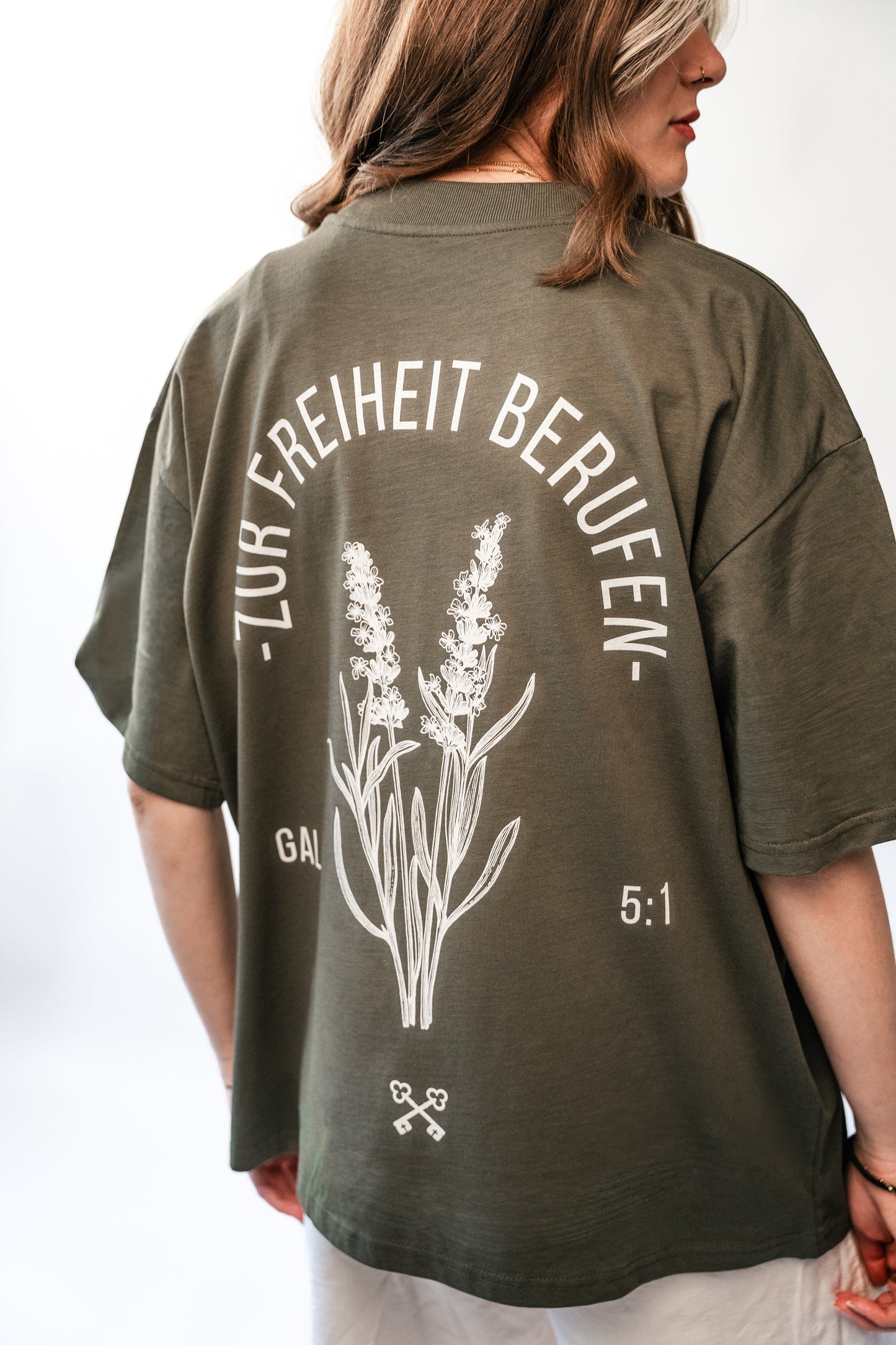 ZUR FREIHEIT BERUFEN - Oversized Shirt