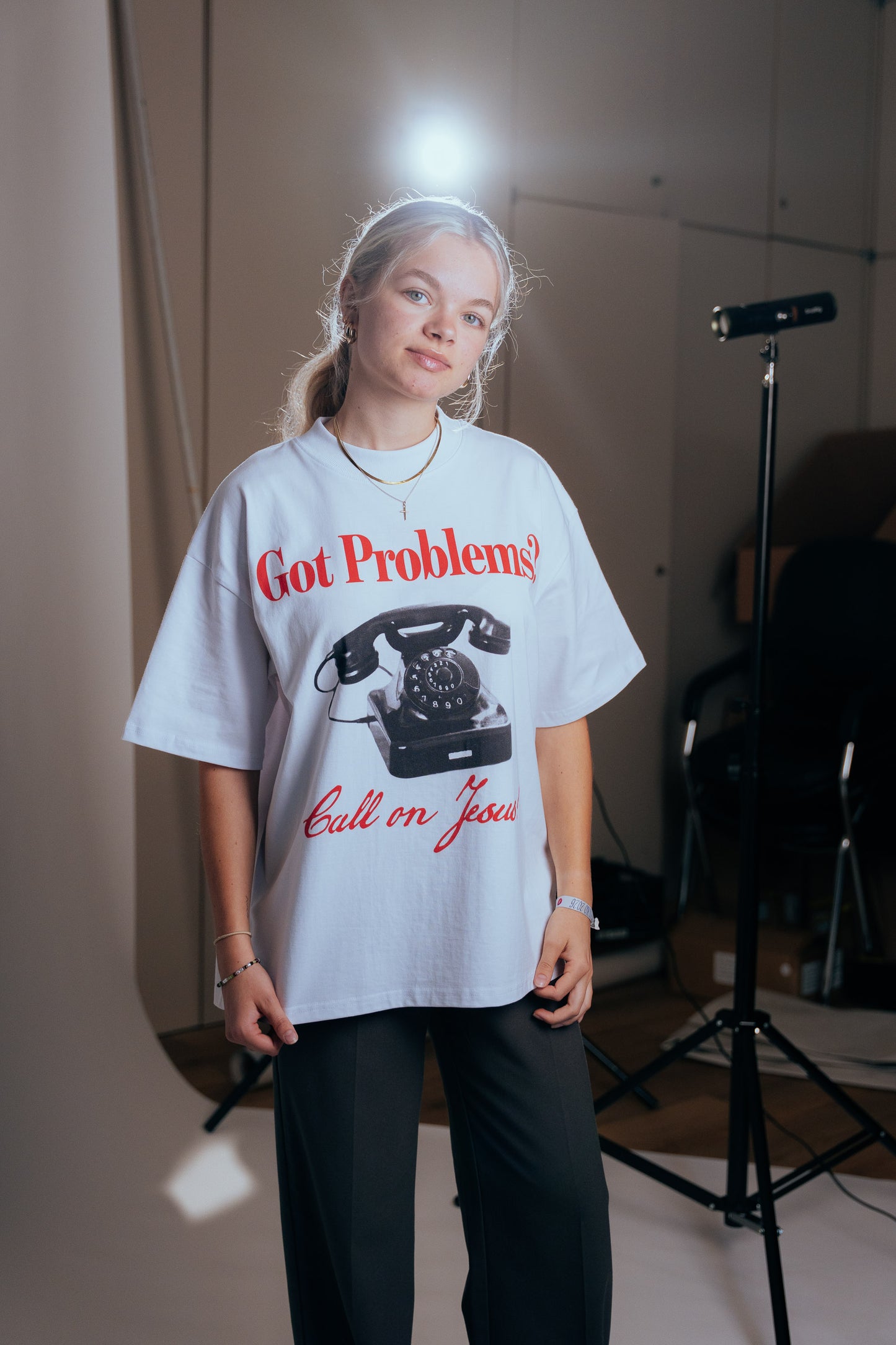 CALL ON JESUS - Oversized Shirt