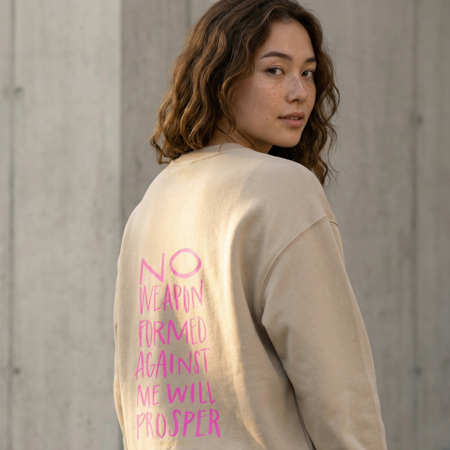 NO WEAPON PINK – Sweater
