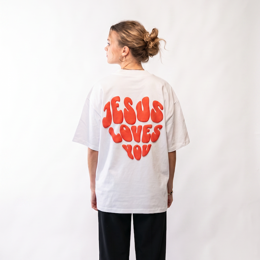 JESUS LOVES YOU - Oversized Shirt